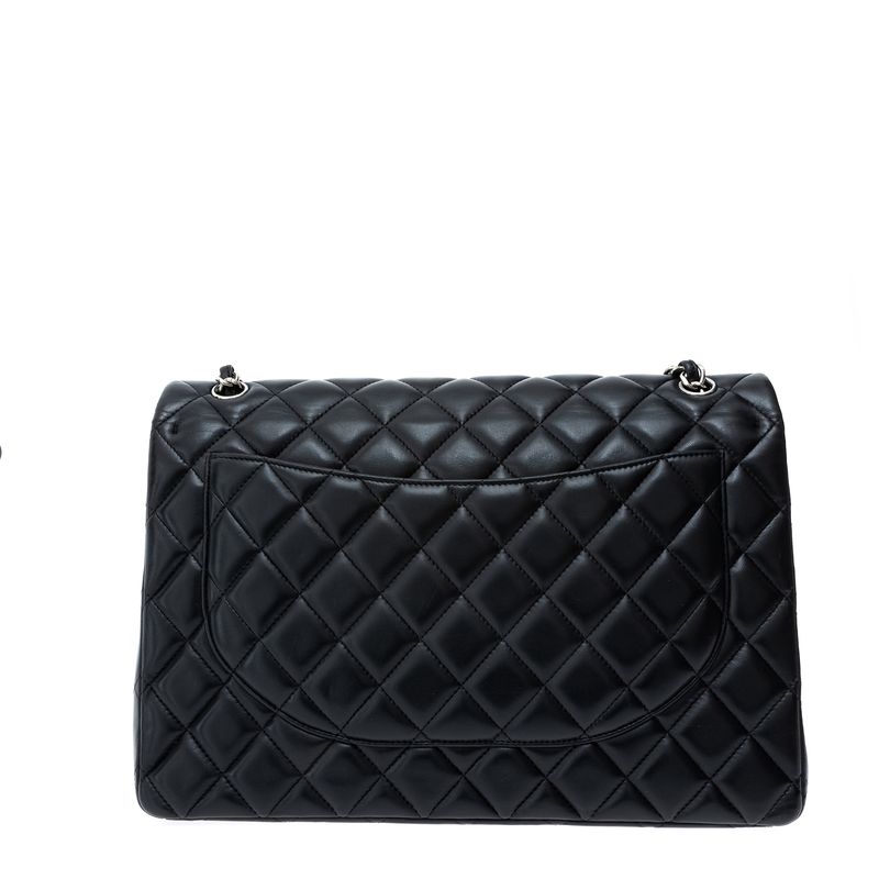 Bolsa-Chanel-Double-Flap-Maxi-Lambskin-Preta