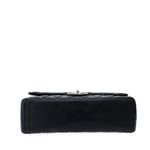 Bolsa-Chanel-Double-Flap-Maxi-Lambskin-Preta