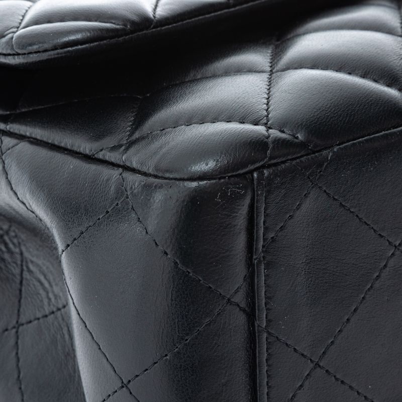 Bolsa-Chanel-Double-Flap-Maxi-Lambskin-Preta