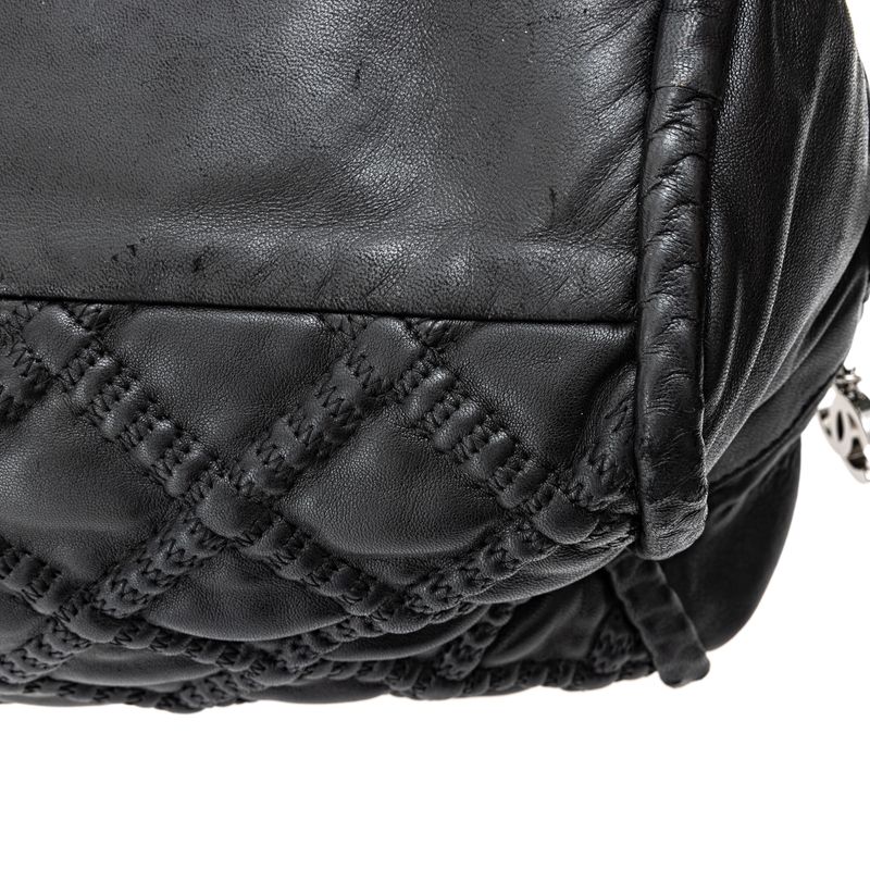 Bolsa-Chanel-Bowler-Hidden-Chain-Couro-Preto