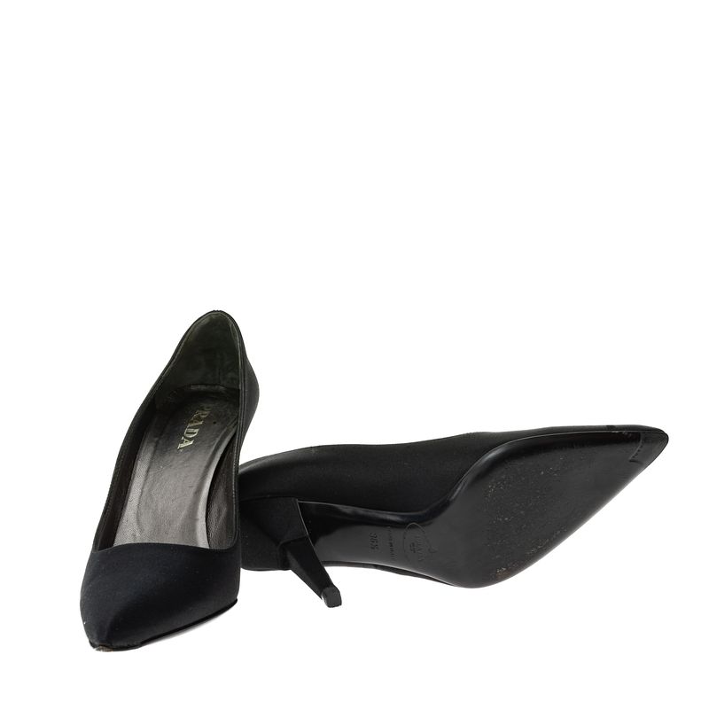 68788-Scarpin-Prada-Cetim-Preto-5