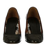 Scarpin-Burberry-Couro-Preto