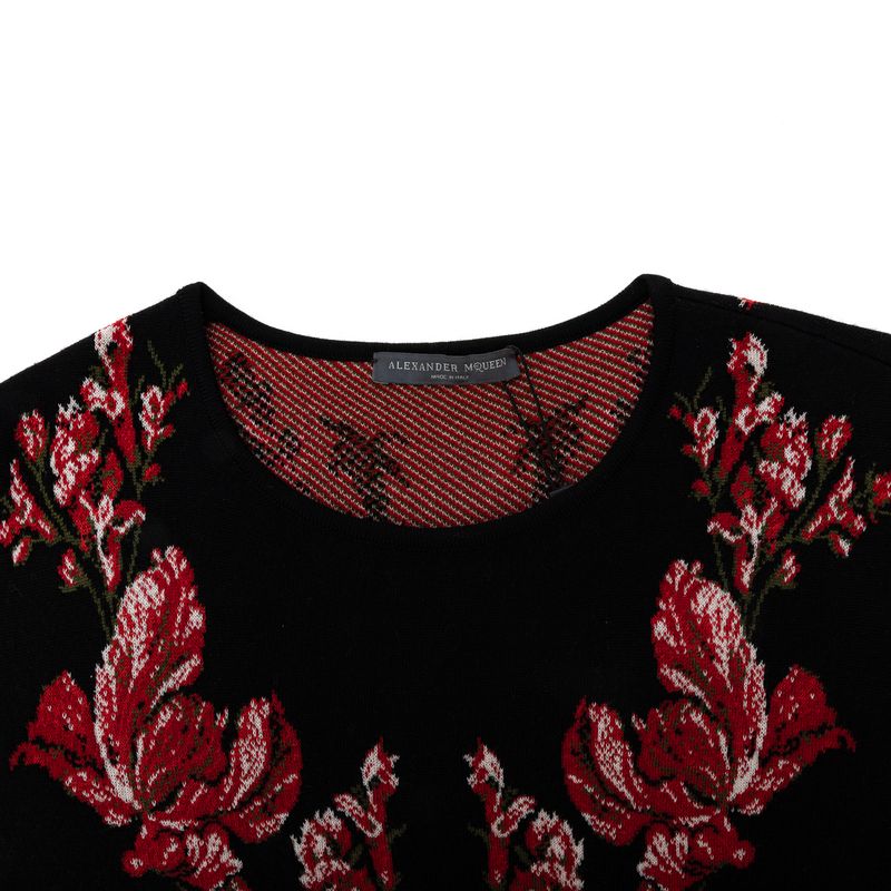 Vestido-Alexander-McQueen-Tricot-Preto-e-Flores-Vermelhas
