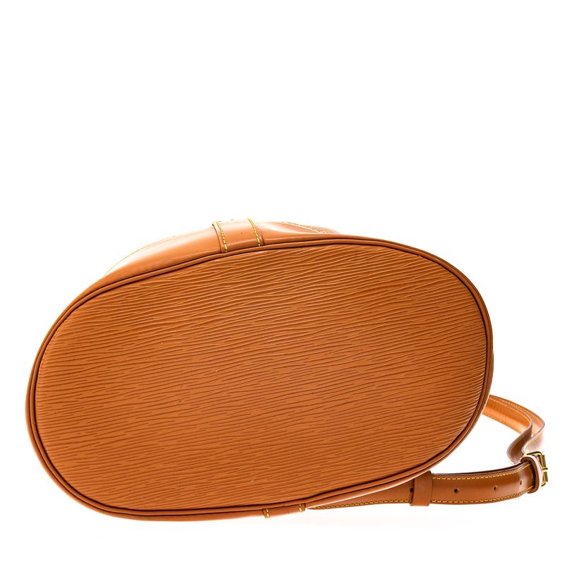 Mochila-Louis-Vuitton-Randonnee-Epi-Caramelo