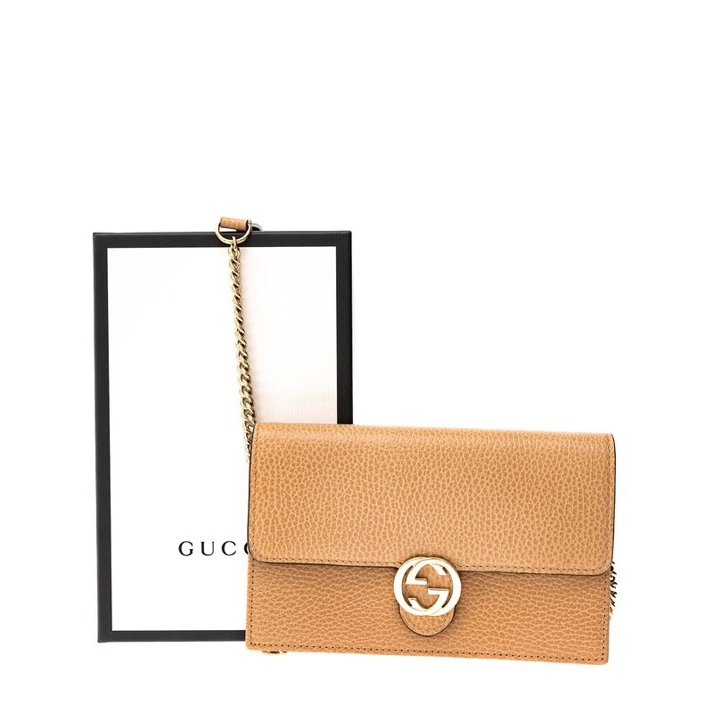 Bolsa-Gucci-Dollar-Interlocking-GG-Chain-Bege