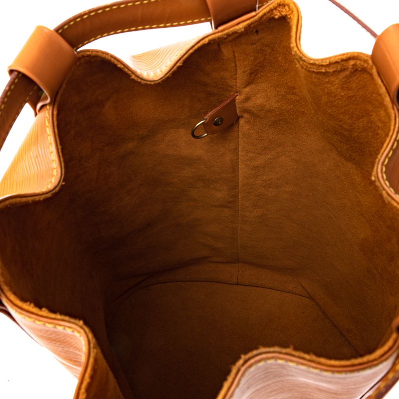 Mochila-Louis-Vuitton-Randonnee-Epi-Caramelo