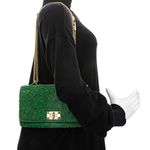 Bolsa-Valentino-Garavani-Rockstud-Bordada-Verde