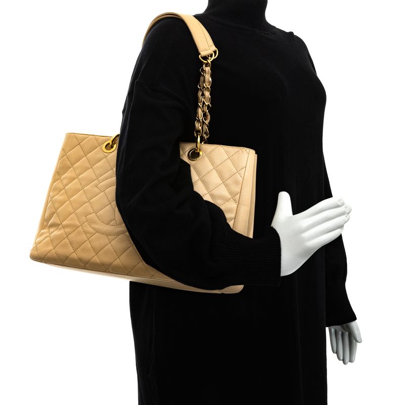 Bolsa-Chanel-Grand-Shopping-Tote-Creme