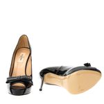 Peep-Toe-Valentino-Garavani-Laco-Verniz-Preto