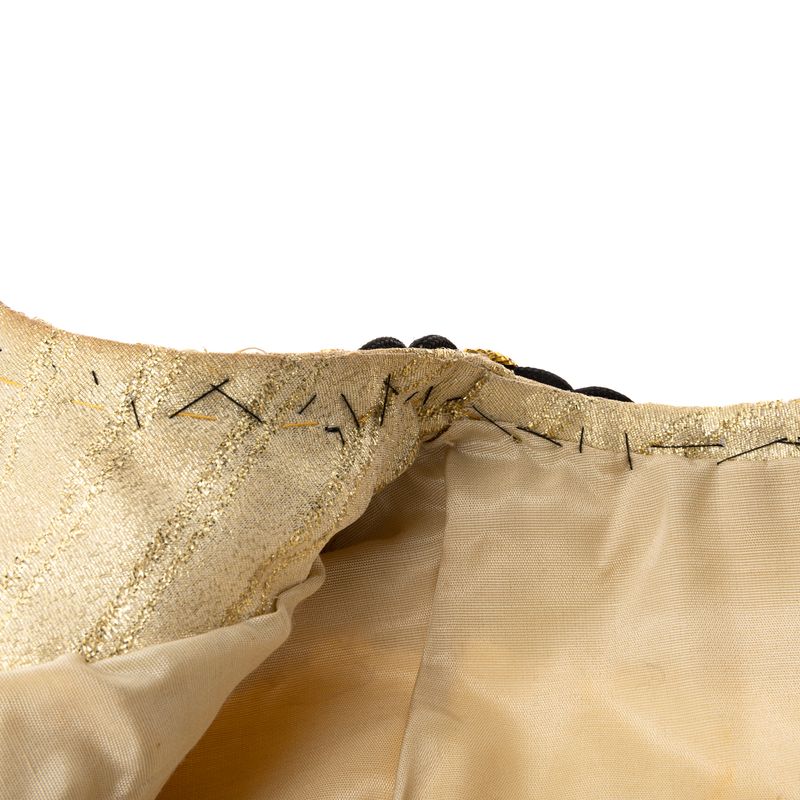 Casaqueto-Vintage-Dourado-Detalhe-Trancado