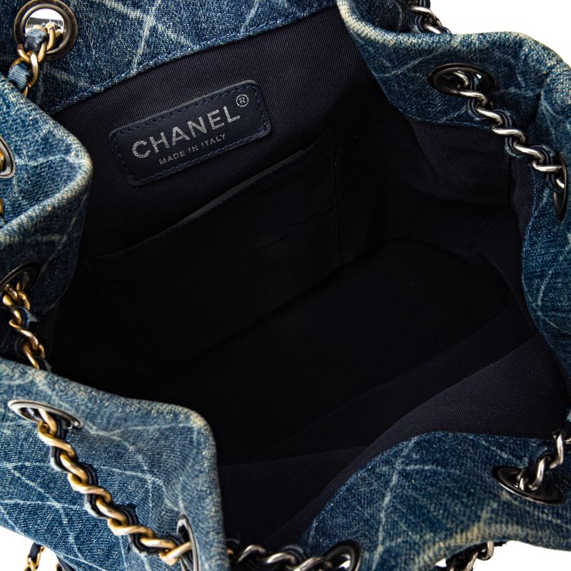 Mochila-Chanel-Gabrielle-CC-Denim-Chain-Bag