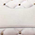 Bolsa-Valentino-Garavani-Candystud-VLTN-Branca