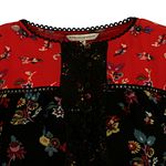 Blusa-Vermelha-e-Preta-Estampa-Floral