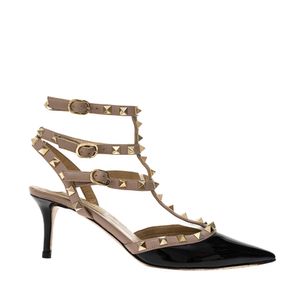 Scarpin Valentino Garavani Rockstud Preto