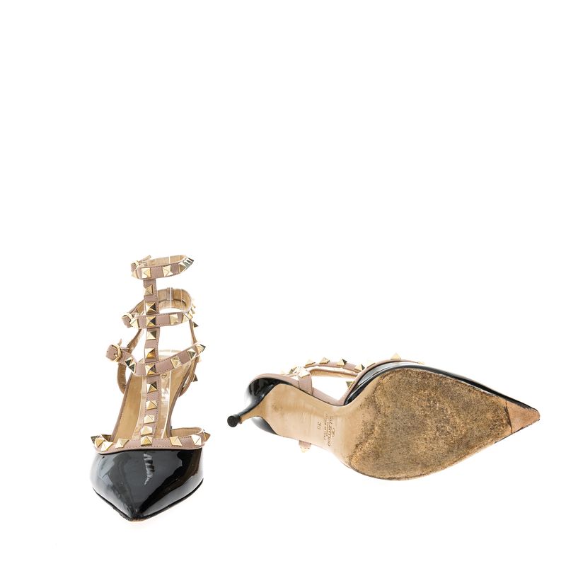 Scarpin-Valentino-Garavani-Rockstud-Preto