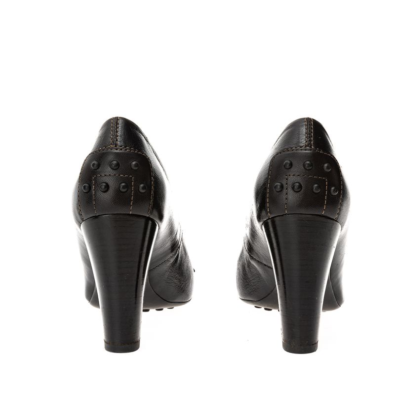 Sapato-de-Salto-Tods-Couro-Marrom