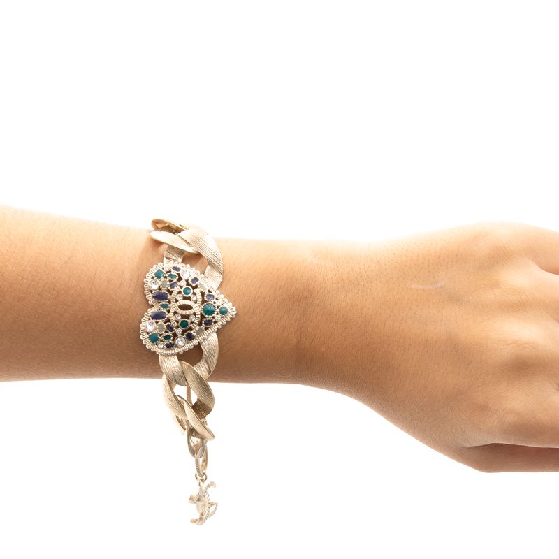 Pulseira-Chanel-Corrente-Dourada-Coracao-Pedrarias