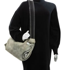 Bolsa Chanel Camurça Cinza