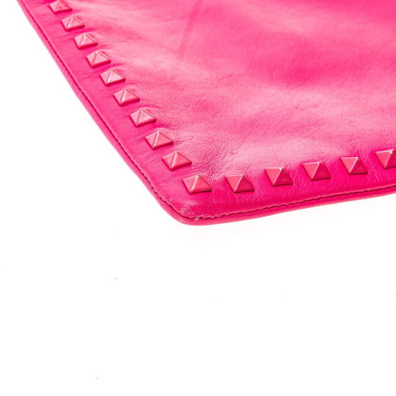Clutch-Valentino-Garavani-Rockstud-Pink