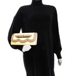 Clutch-Valentino-Garavani-Verniz-Creme-e-Bege