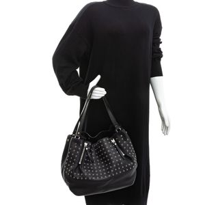 Bolsa Burberry Couro Preto e Tachas
