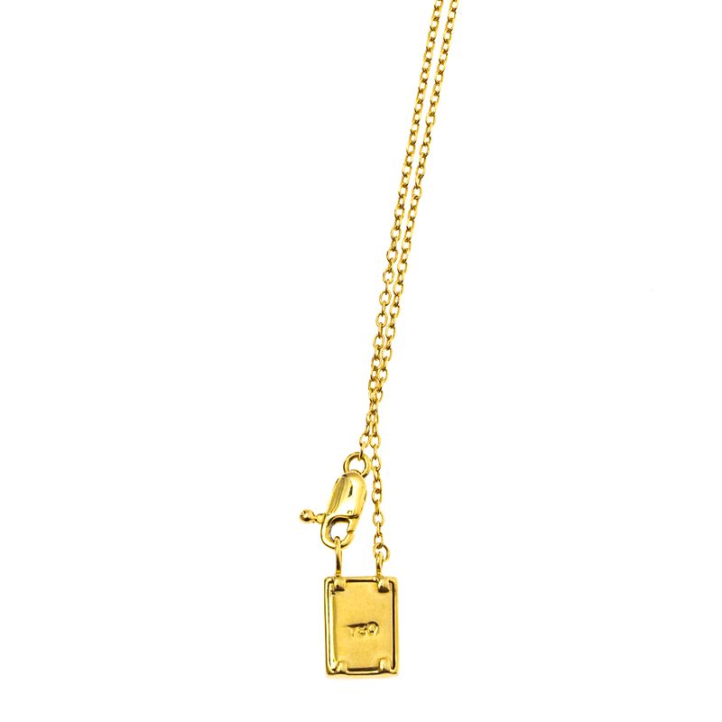 Escapulario-Carla-Amorim-Mae-do-Salvador-Ouro-Amarelo