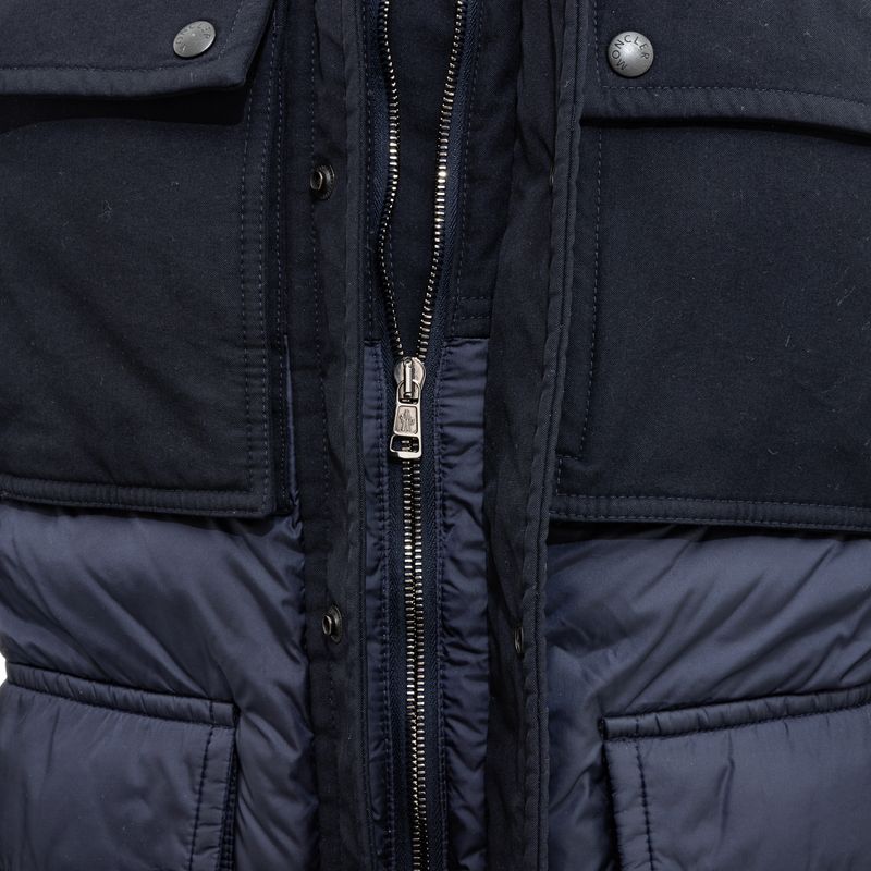 Casaco-Moncler-Puffer-Nylon-e-Tecido-Preto
