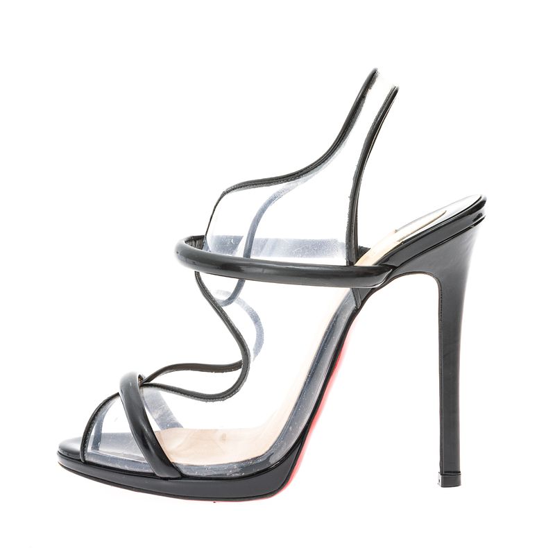 69809-Sandalia-Christian-Louboutin-Vinil-e-Verniz-Preto-3