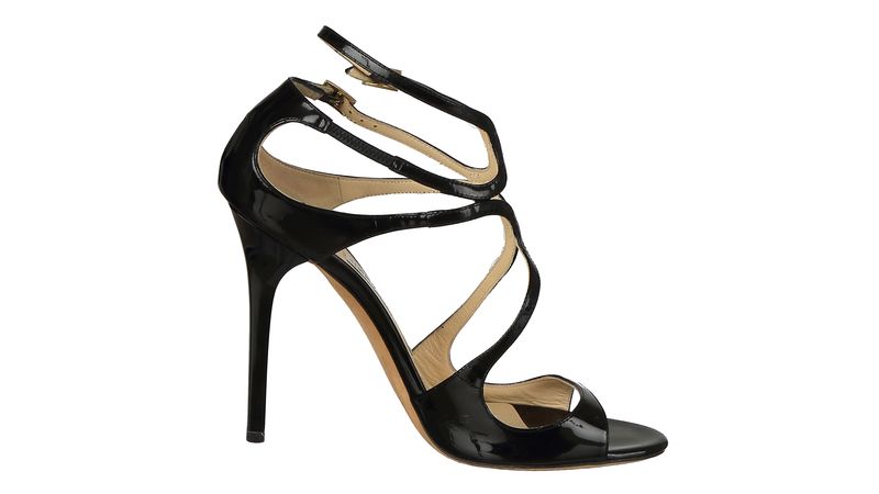 JIMMY CHOO 2点　まいまい Sandália Jimmy Choo Ivette Verniz Preto | Brechó de luxo - Prettynew