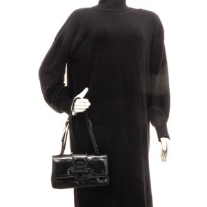 Bolsa Valentino Garavani Histoire de Ombro Vinil Preto