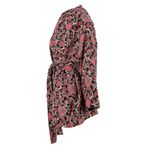 Kimono-Carol-Bassi-Estampado-Rosa-e-Preto