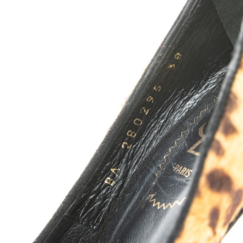 Sapato-de-Salto-Saint-Laurent-Pelos-Animal-Print