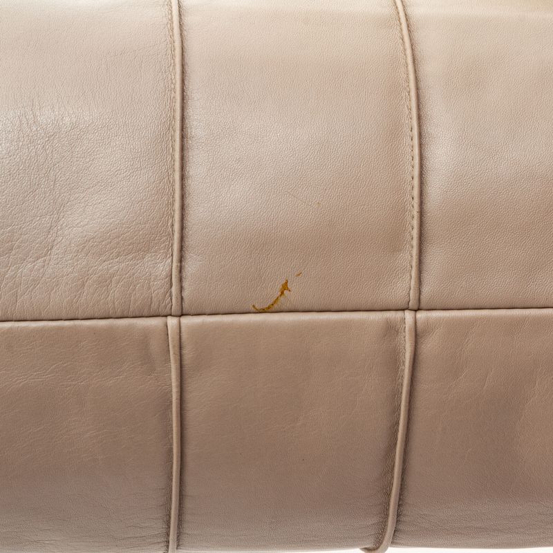Bolsa-Prada-Couro-Cinza-Alca-Corrente