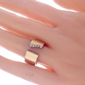 Anel H Stern Ouro Amarelo 18K e Diamantes Coleção Assinatura HS