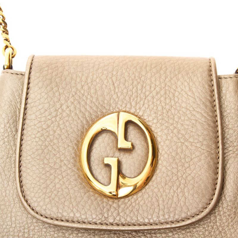 Bolsa-Gucci-1973-Chain-Transversal-Dourada