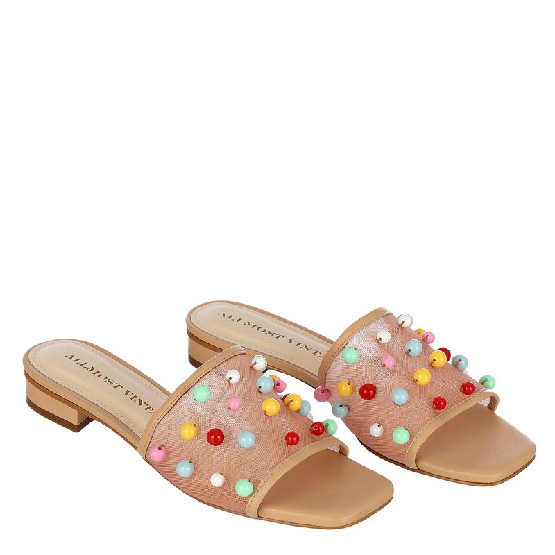 Rasteira-Allmost-Vintage-Couro-Bege-e-Bolas-Coloridas