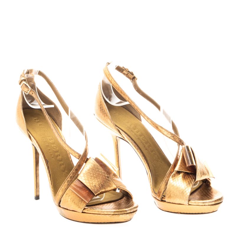 Sandalia-Burberry-Couro-Exotico-Dourado