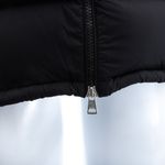 Casaco-Moncler-Puffer-Preto-com-Capuz