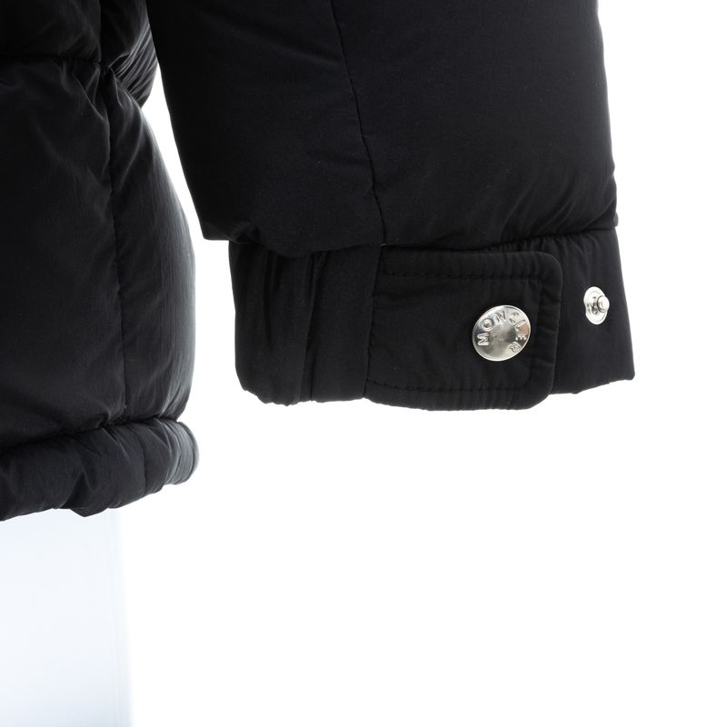 Casaco-Moncler-Puffer-Preto-com-Capuz