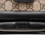 Mala-Gucci-Rolling-Duffle-GG-Supreme-Couro-Preto