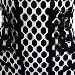 Vestido-Diane-Von-Furstenberg-Hexagonos-Preto-e-Branco