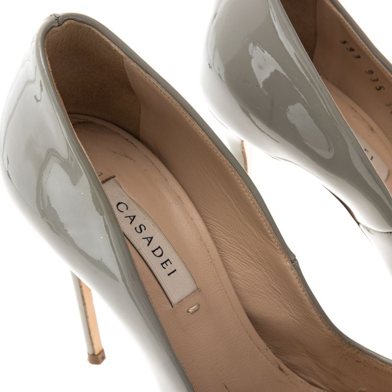 Scarpin-Casadei-Verniz-Cinza