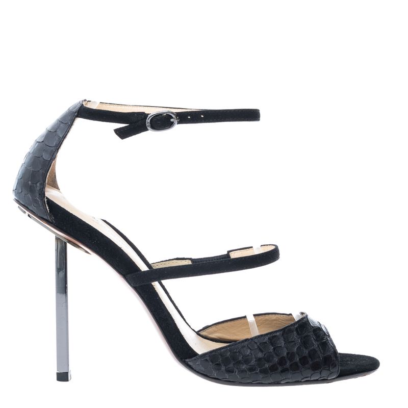 Sandalia-Alexandre-Birman-Couro-Exotico-e-Camurca-Preta