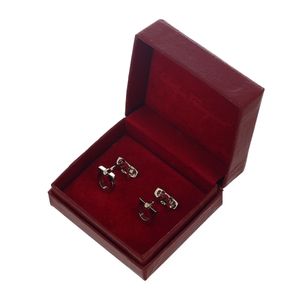 Abotoadura Salvatore Ferragamo Monograma Prateada