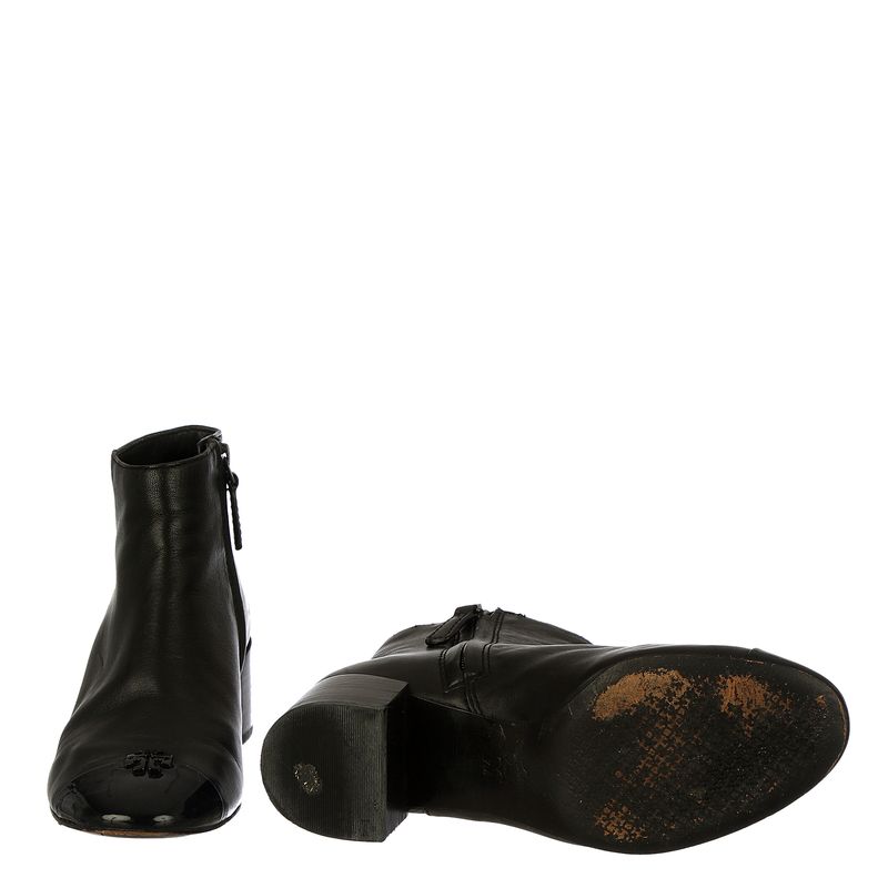 Bota-Tory-Burch-Couro-Preto