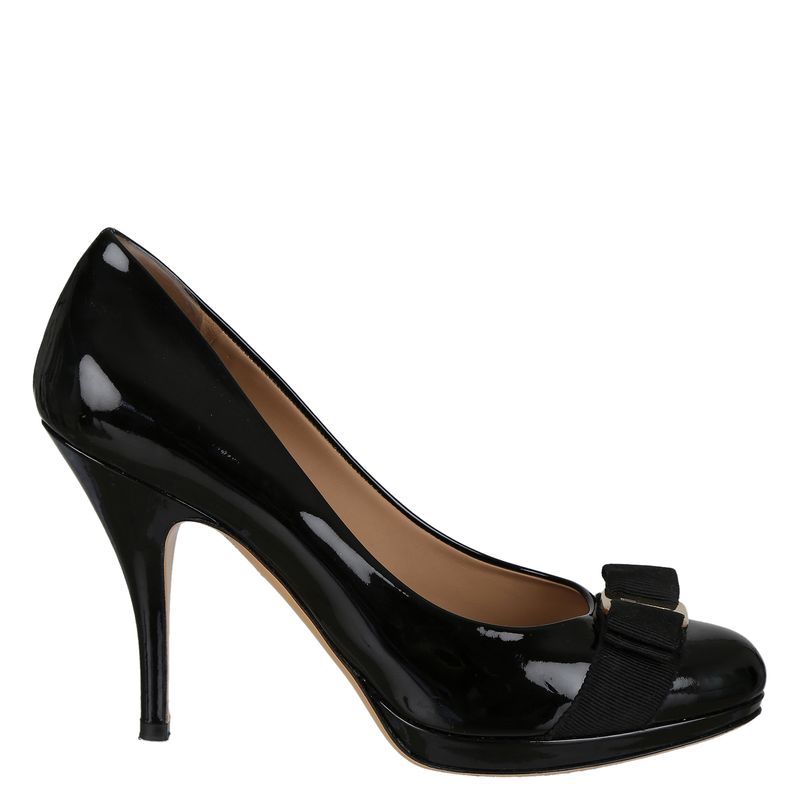 Sapato-de-Salto-Salvatore-Ferragamo-Verniz-Preto