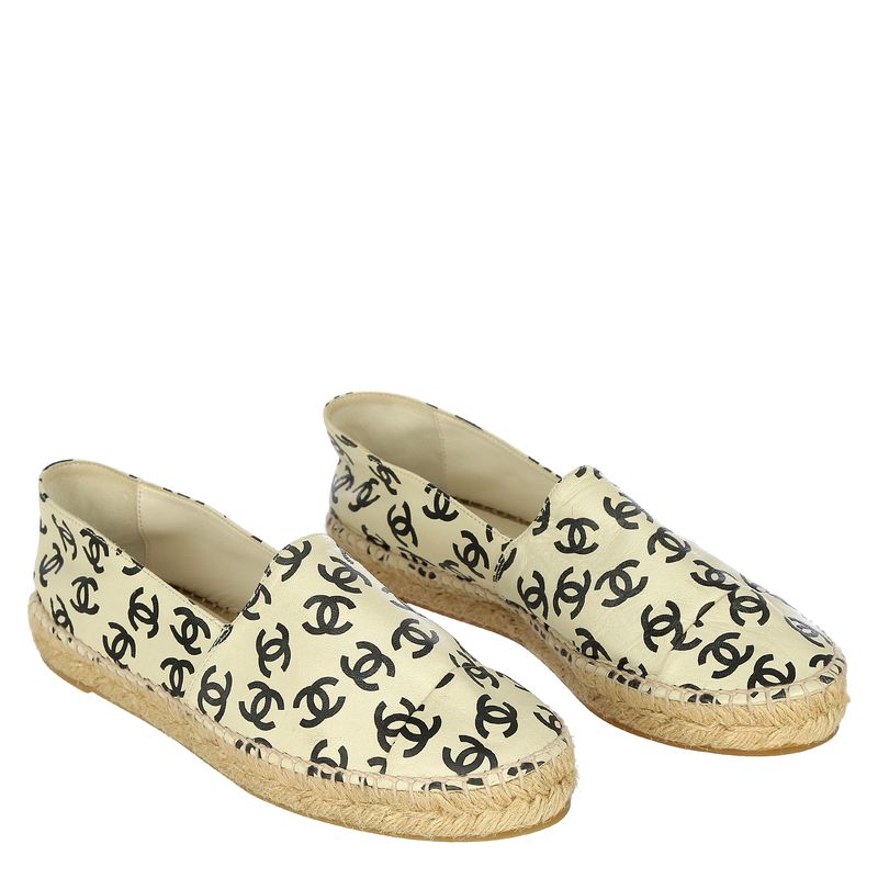 Espadrille-Chanel-CC-Couro-Creme-