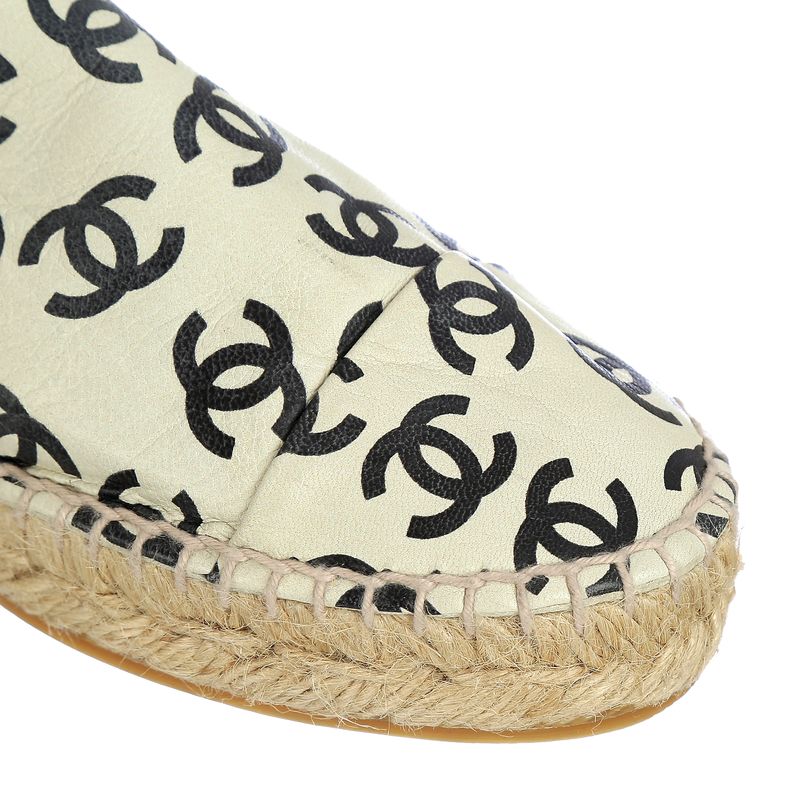 Espadrille-Chanel-CC-Couro-Creme-