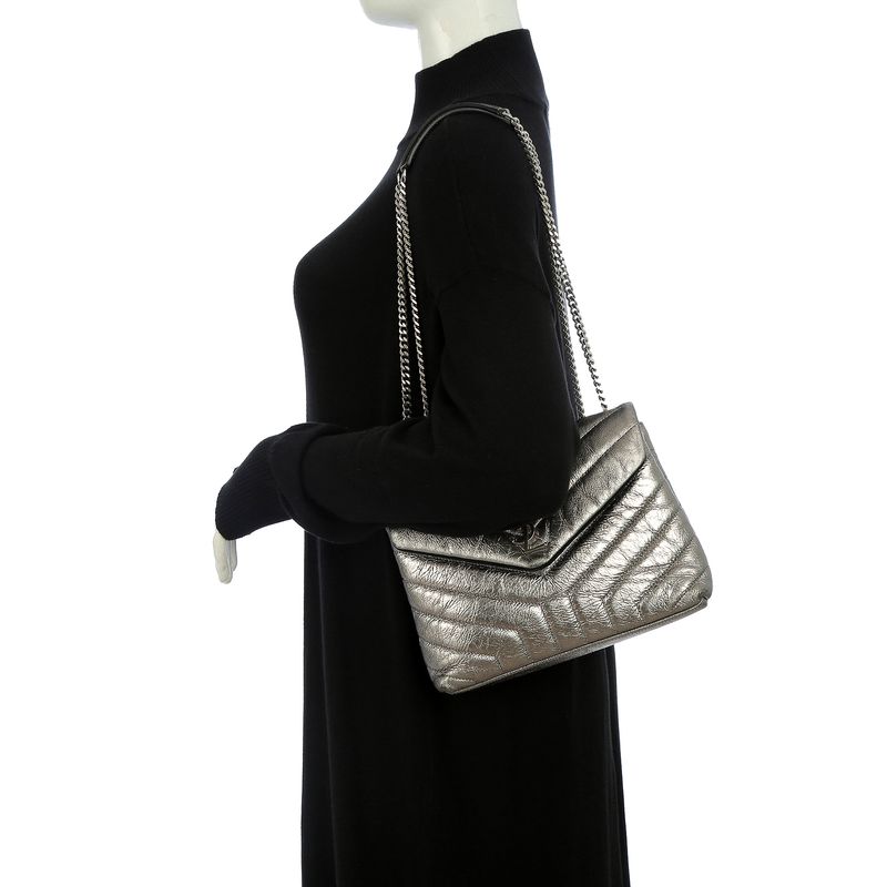 Bolsa-Saint-Laurent-Loulou-Couro-Prateado