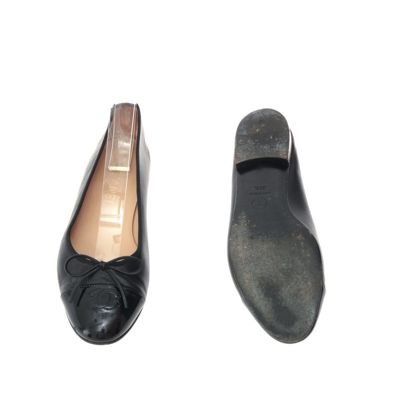 Sapatilha-Chanel-CC-Cap-Verniz-Couro-Preto